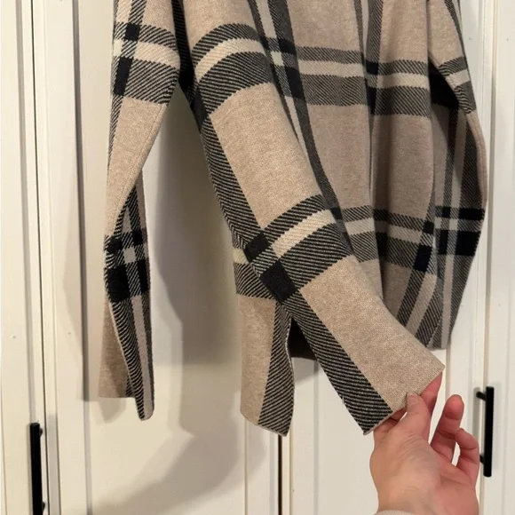 Max Studio Plaid Mock Neck Sweater in Beige and Black - Picture 5 of 6